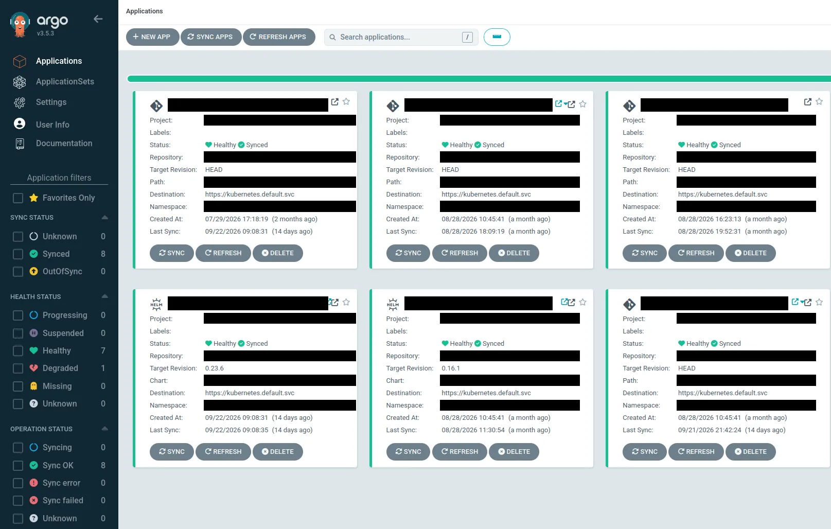 Liste des applications dans l’interface ArgoCD, avec leur état de synchronisation et de santé
